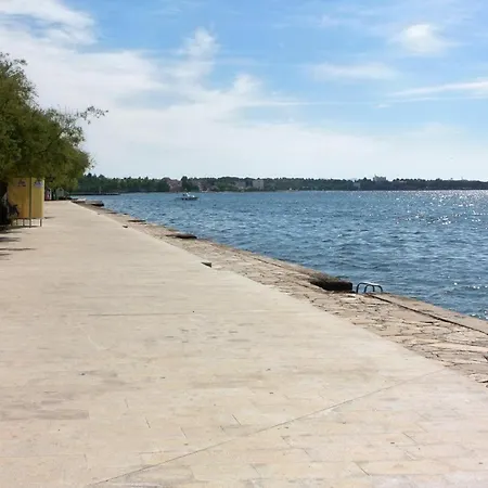 Triple Diklo 16023o 4* Zadar
